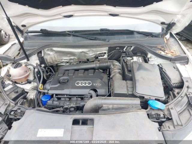 WA1BCCFS2HR009908 Audi Q3 2.0t Premium