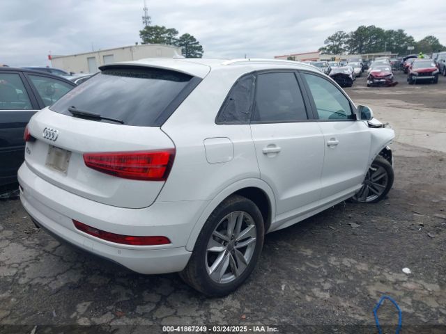 WA1BCCFS2HR009908 Audi Q3 2.0t Premium