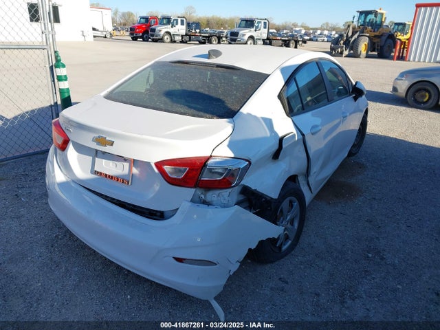1G1BC5SM0J7137213 Chevrolet Cruze Ls Auto