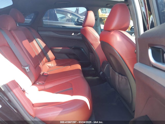 5XXG64J29RG255682 KIA K5 Gt-line