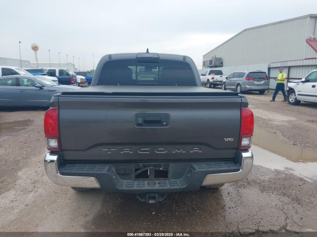 5TFAZ5CN5JX062498 Toyota Tacoma Sr5 V6