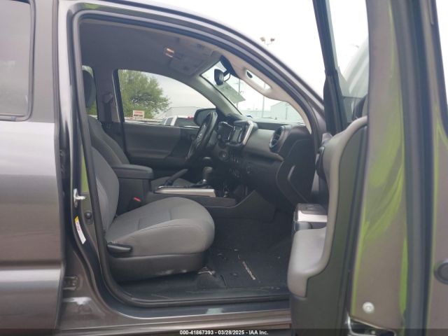 5TFAZ5CN5JX062498 Toyota Tacoma Sr5 V6