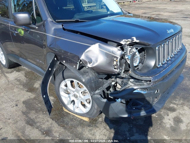 ZACCJABB3HPF84074 Jeep Renegade Latitude Fwd