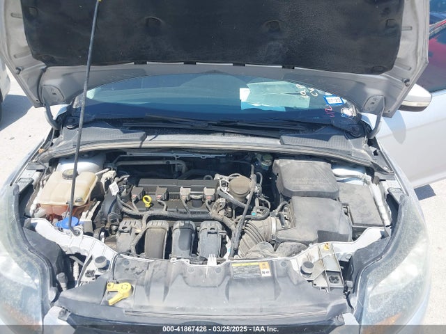 1FADP3N22EL253809 Ford Focus Titanium