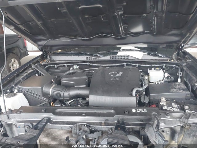 3TMCZ5AN5KM251607 Toyota Tacoma Trd Off Road