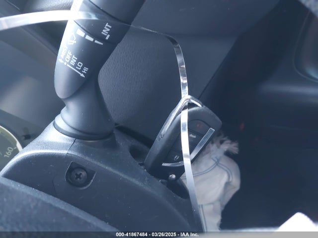 JTDEPRAE5LJ018704 Toyota COROLLA LE