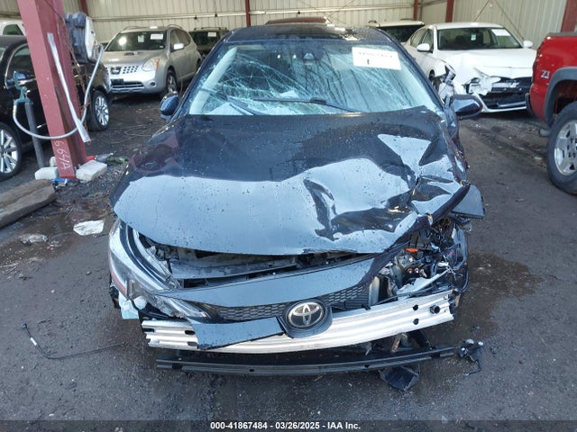 JTDEPRAE5LJ018704 Toyota COROLLA LE
