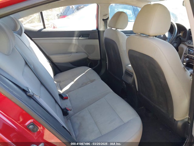 5NPD74LF3HH121169 Hyundai ELANTRA SE