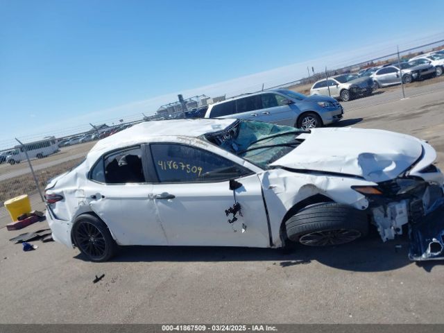 4T1T31AK8NU033219 Toyota Camry Nightshade Edition Hybrid