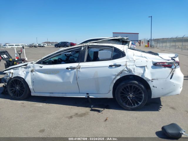 4T1T31AK8NU033219 Toyota Camry Nightshade Edition Hybrid