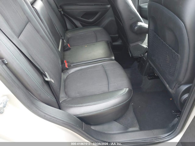 3GNCJPSB2GL276220 Chevrolet Trax Lt