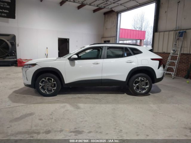 KL77LHEP9SC138564 Chevrolet Trax Fwd Lt