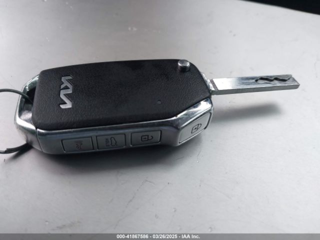 3KPF24AD1PE607992 KIA Forte Lxs