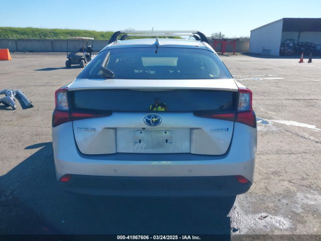 JTDKAMFU5M3130478 Toyota Prius Le