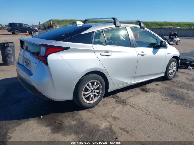JTDKAMFU5M3130478 Toyota Prius Le