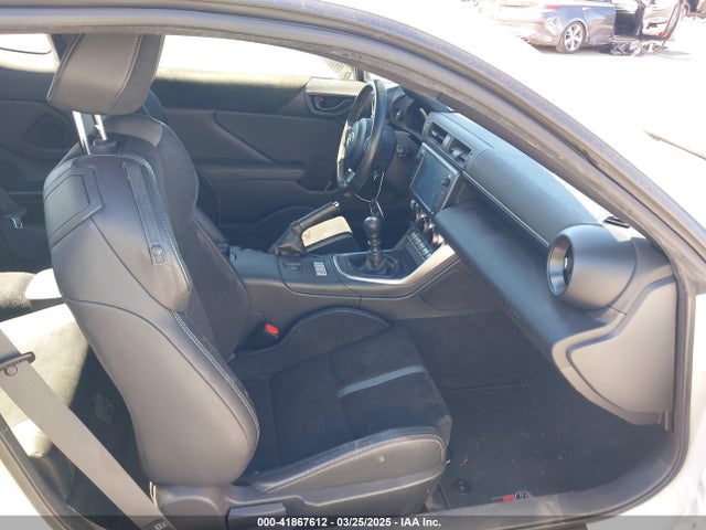 JF1ZNBE18N9757260 Toyota na