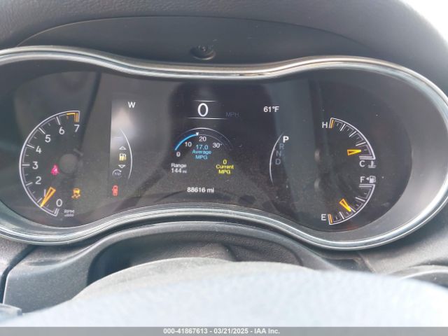 1C4RJEBG8JC159425 Jeep Grand Cherokee Limited 4x2