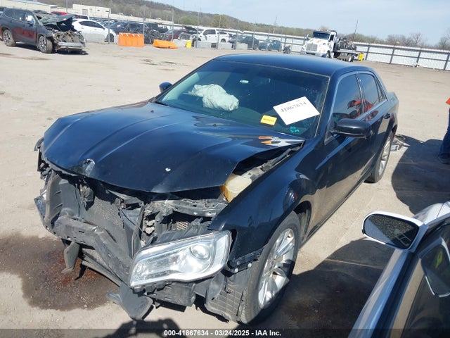 2C3CCAAGXKH501146 Chrysler 300 Touring