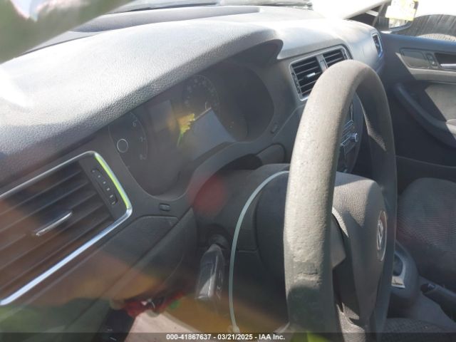 3VW2K7AJ0EM233414 Volkswagen Jetta 2.0l S