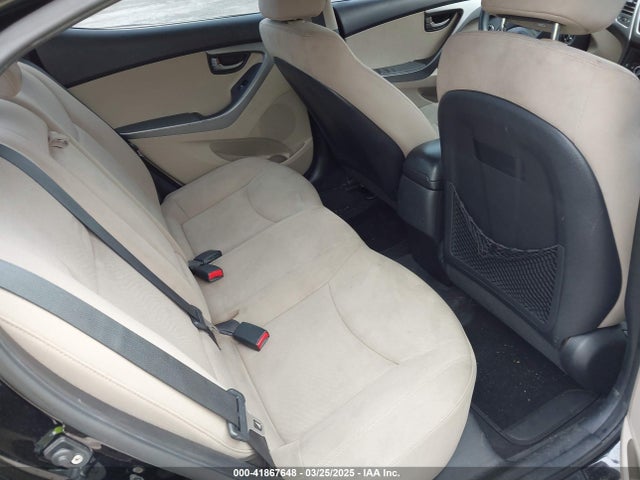 KMHDH4AE9FU225364 Hyundai ELANTRA SE