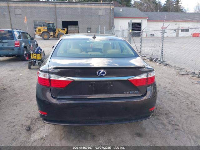 JTHBW1GG7E2040277 Lexus ES 300H