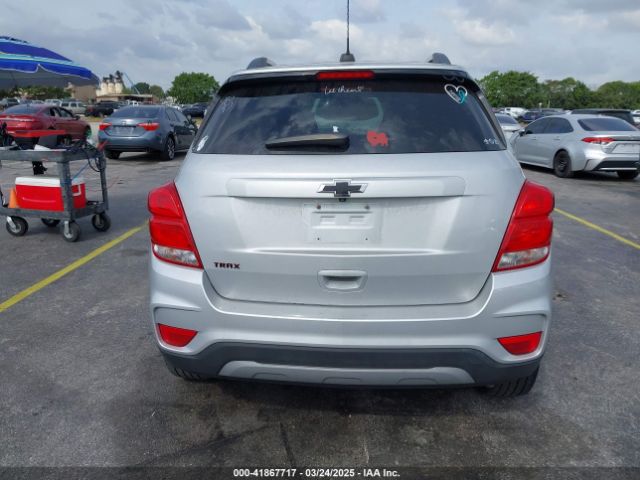 3GNCJLSB0KL147992 Chevrolet Trax Lt