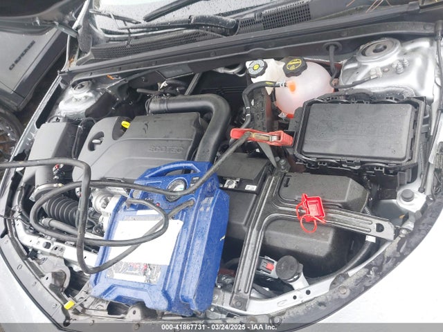 1G1ZD5ST4SF118643 Chevrolet Malibu Fwd 1lt
