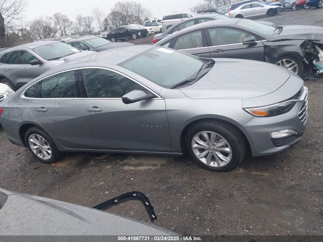 1G1ZD5ST4SF118643 Chevrolet Malibu Fwd 1lt
