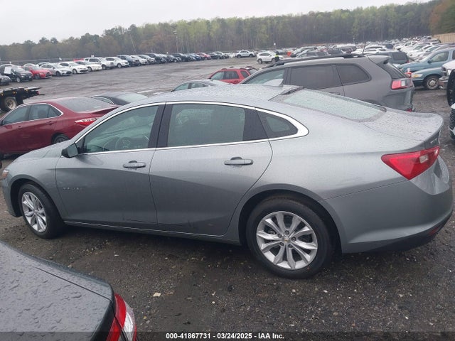 1G1ZD5ST4SF118643 Chevrolet Malibu Fwd 1lt