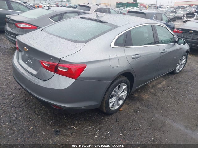 1G1ZD5ST4SF118643 Chevrolet Malibu Fwd 1lt