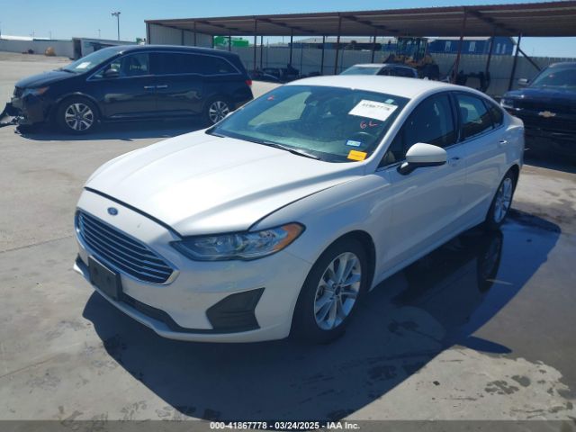 3FA6P0HD0KR215531 Ford FUSION SE