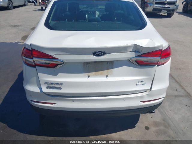3FA6P0HD0KR215531 Ford FUSION SE