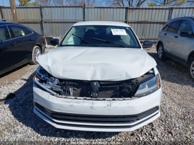 3VW267AJ5GM249423 Volkswagen Jetta 1.4t S