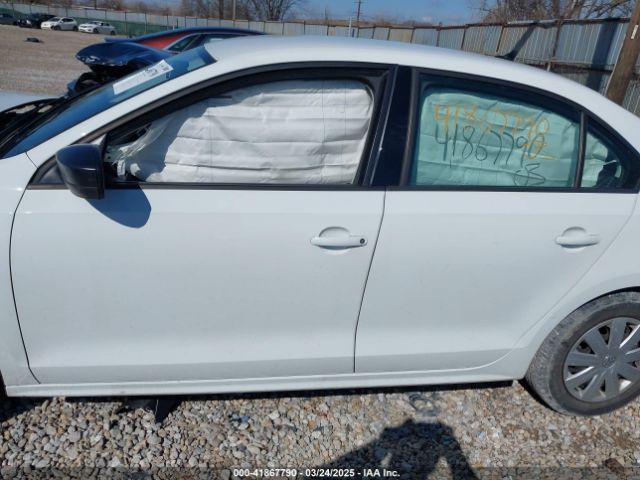 3VW267AJ5GM249423 Volkswagen Jetta 1.4t S