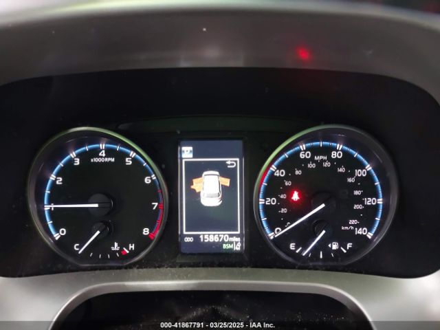 JTMRFREV9JD247607 Toyota Rav4 Xle