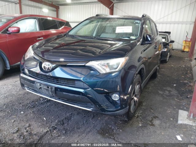 JTMRFREV9JD247607 Toyota Rav4 Xle