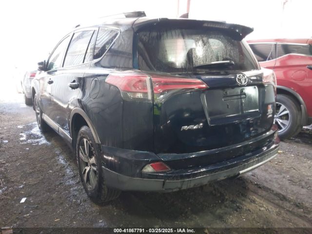 JTMRFREV9JD247607 Toyota Rav4 Xle