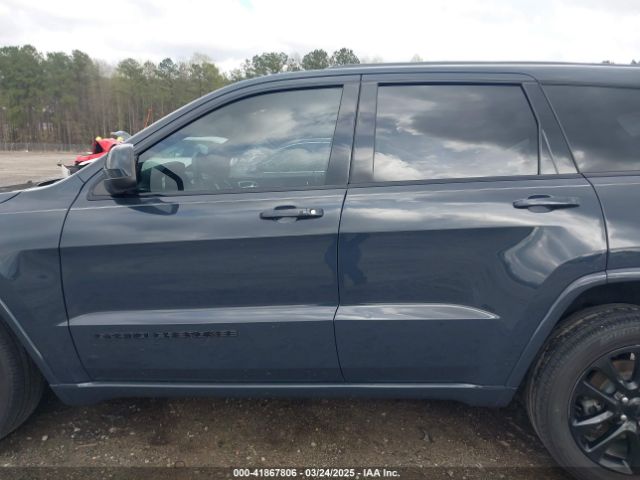 1C4RJEAG6JC238786 Jeep Grand Cherokee Altitude 4x2
