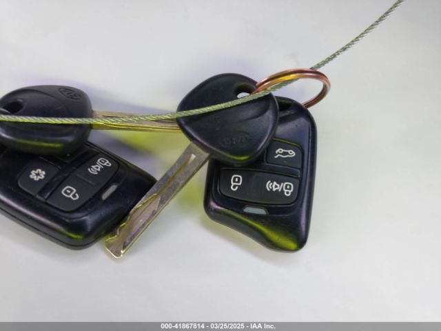 KNDJN2A2XG7353140 KIA Soul