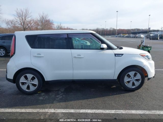 KNDJN2A2XG7353140 KIA Soul