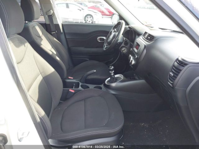KNDJN2A2XG7353140 KIA Soul