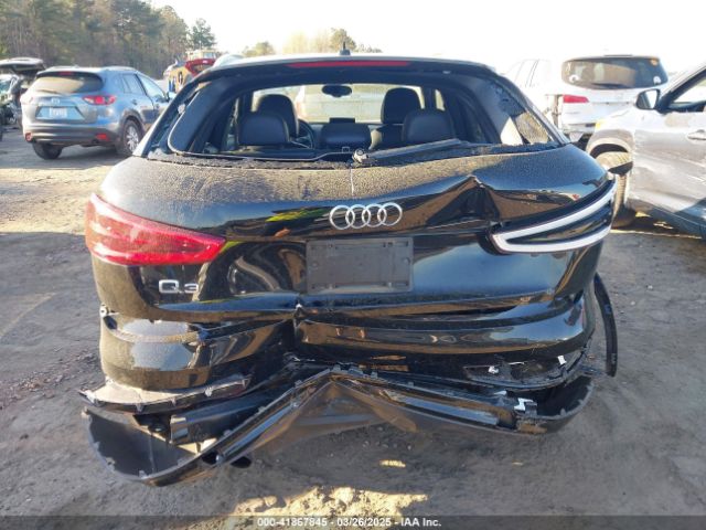 WA1BFCFS2FR005944 Audi Q3 2.0t Premium Plus