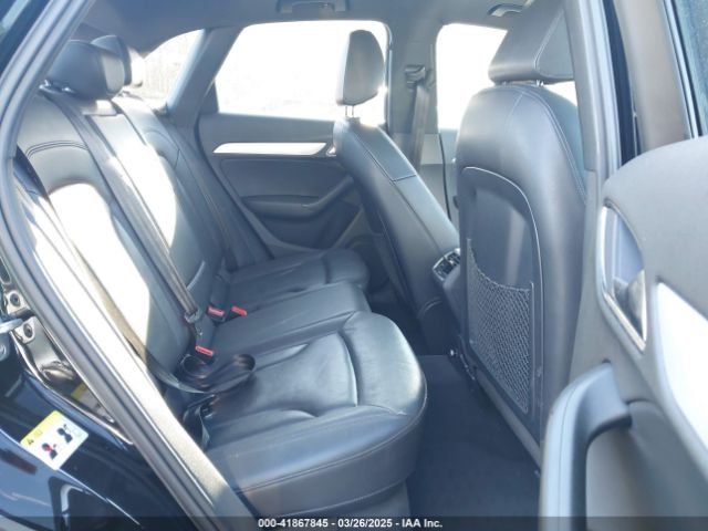 WA1BFCFS2FR005944 Audi Q3 2.0t Premium Plus