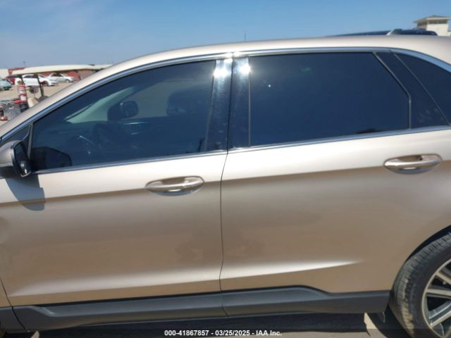 2FMPK3K90LBB19476 Ford Edge Titanium