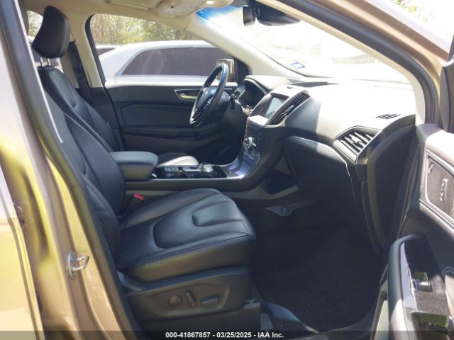 2FMPK3K90LBB19476 Ford Edge Titanium
