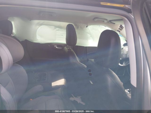 3C4NJDBB1LT127856 Jeep Compass Altitude 4x4