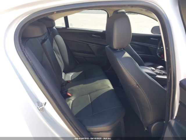 2017 JAGUAR XE SAJAR4BG9HA976264 Photo 7