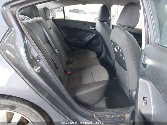 KNAFX4A68G5443619 KIA FORTE LX