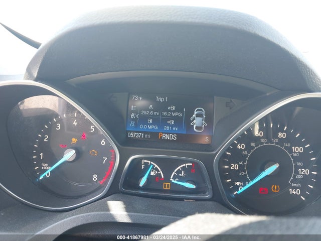 1FMCU9GD8JUA26656 Ford ESCAPE SE