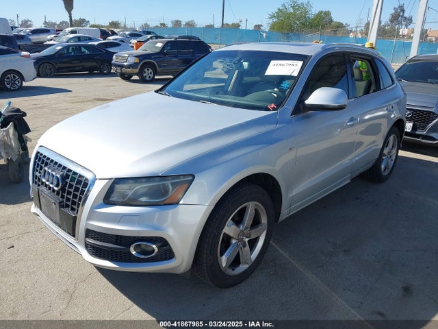 2011 AUDI Q5 WA1DKAFP9BA068715 Photo 1